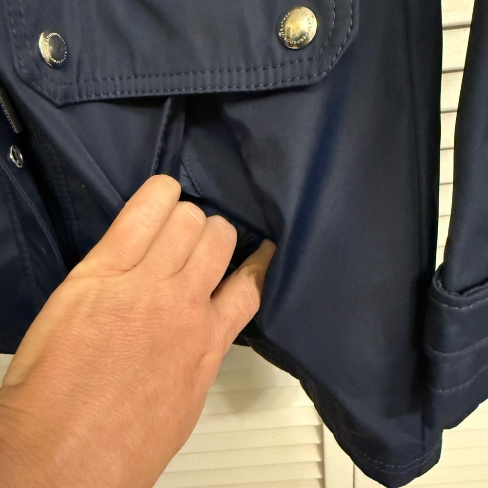 Weatherproof Navy Hooded Jacket with Gold Accents Women’s Sz S - Picture 16 of 16